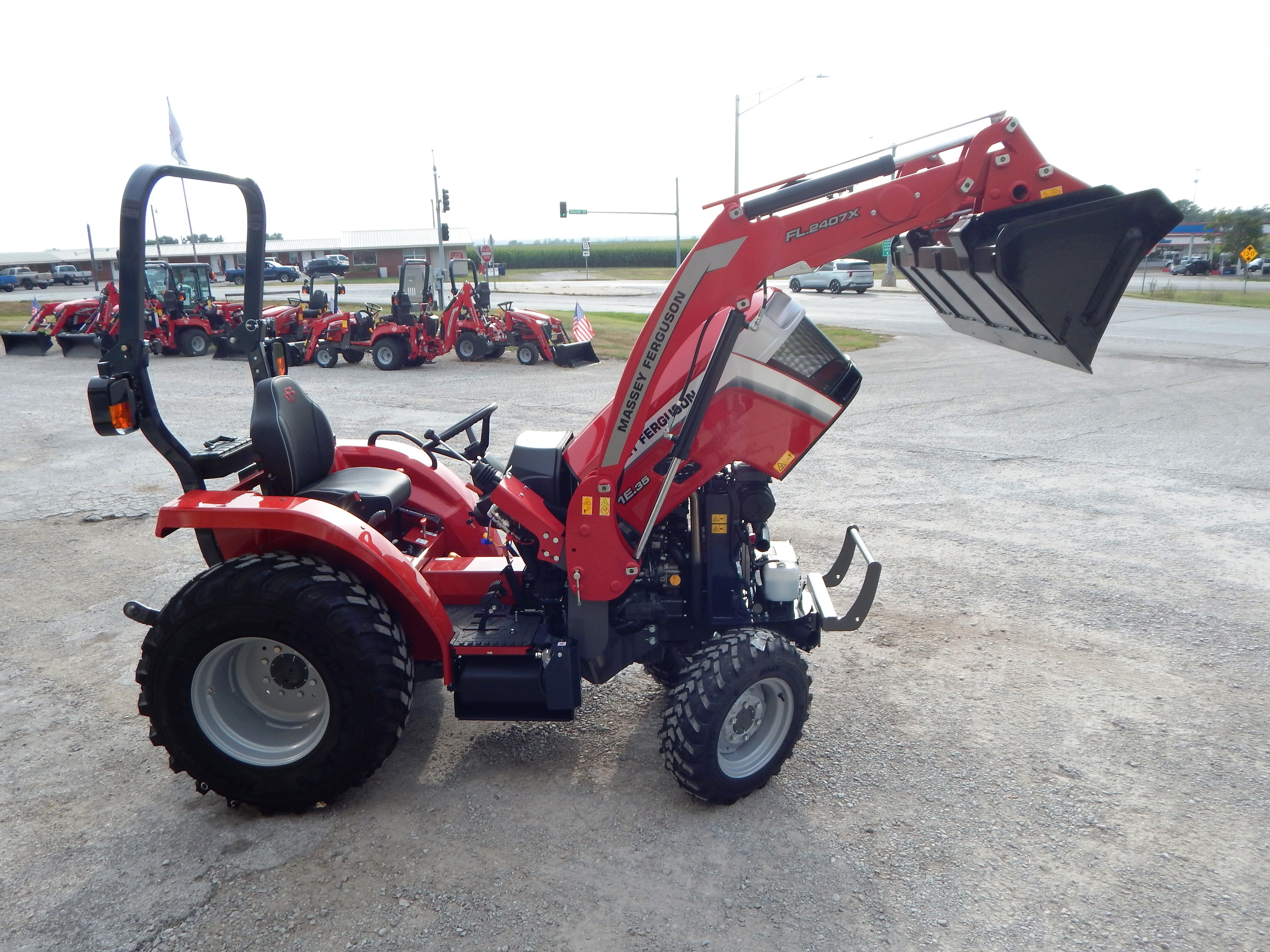 2026 Massey Ferguson 1E.35 Hydro Tractor