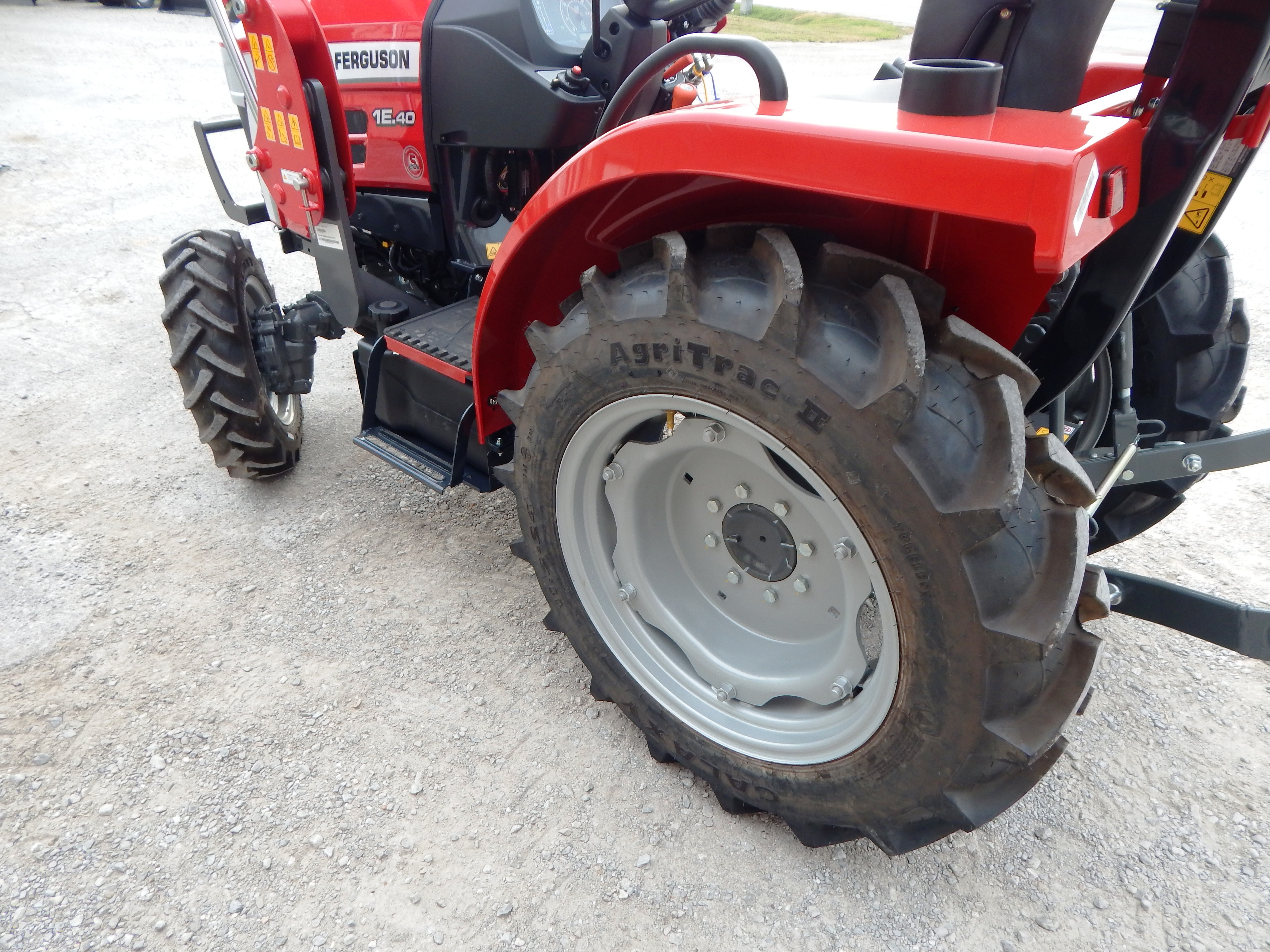 2026 Massey Ferguson 1E.40 Shuttle Tractor