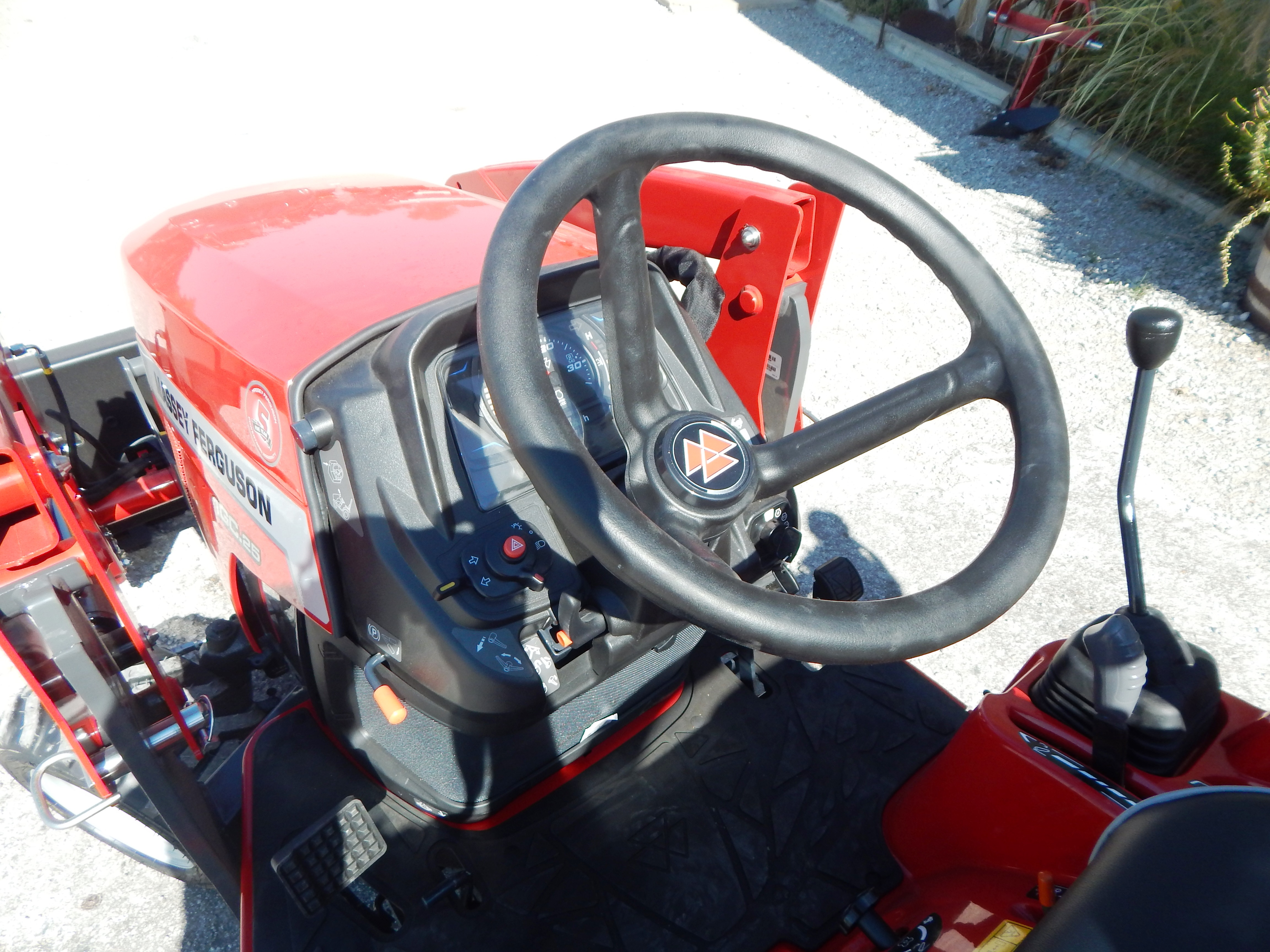 2025 Massey Ferguson 1GC.25 Hydro Tractor
