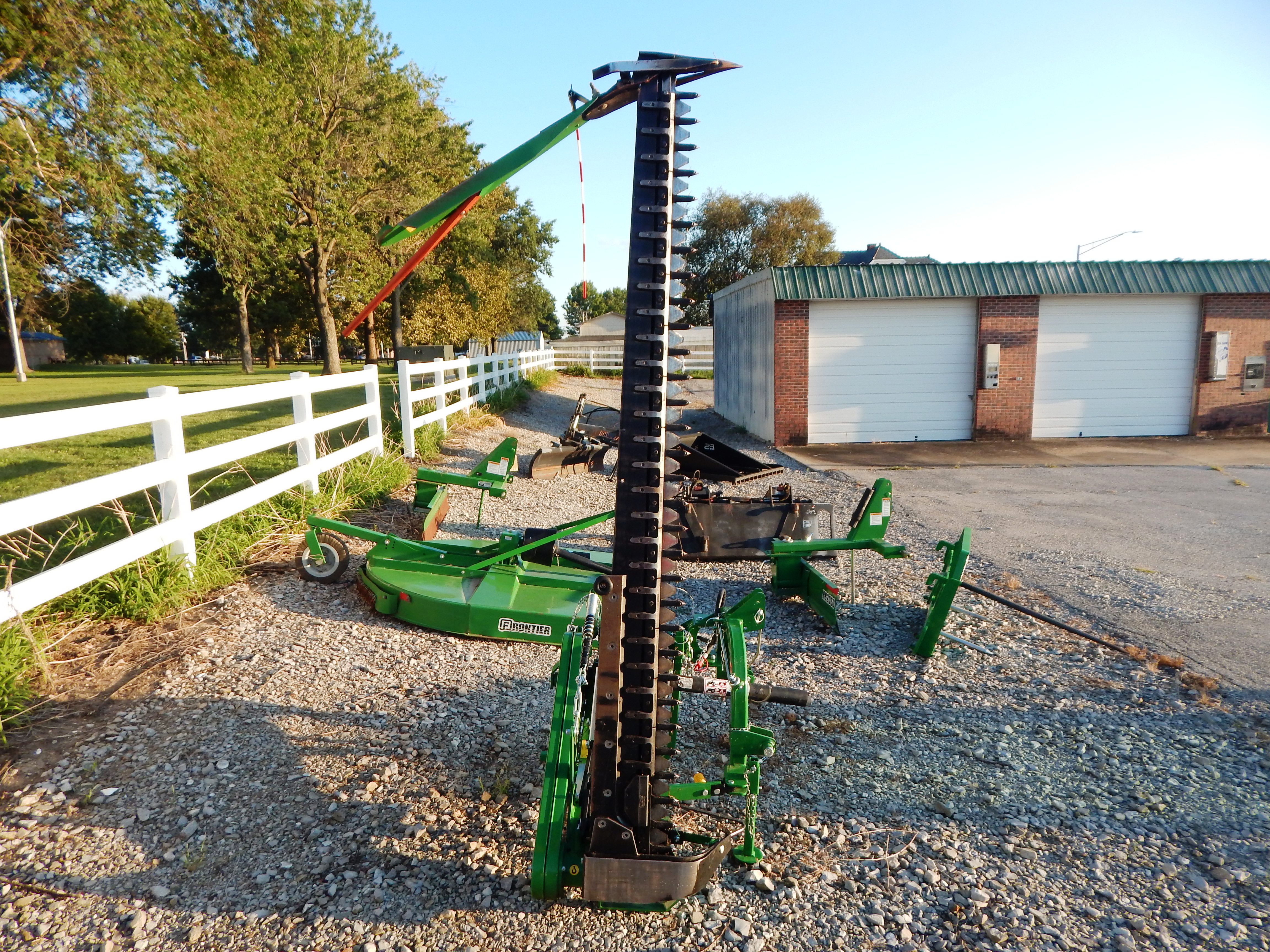 2024 Frontier SB3108 Mower/Sickle