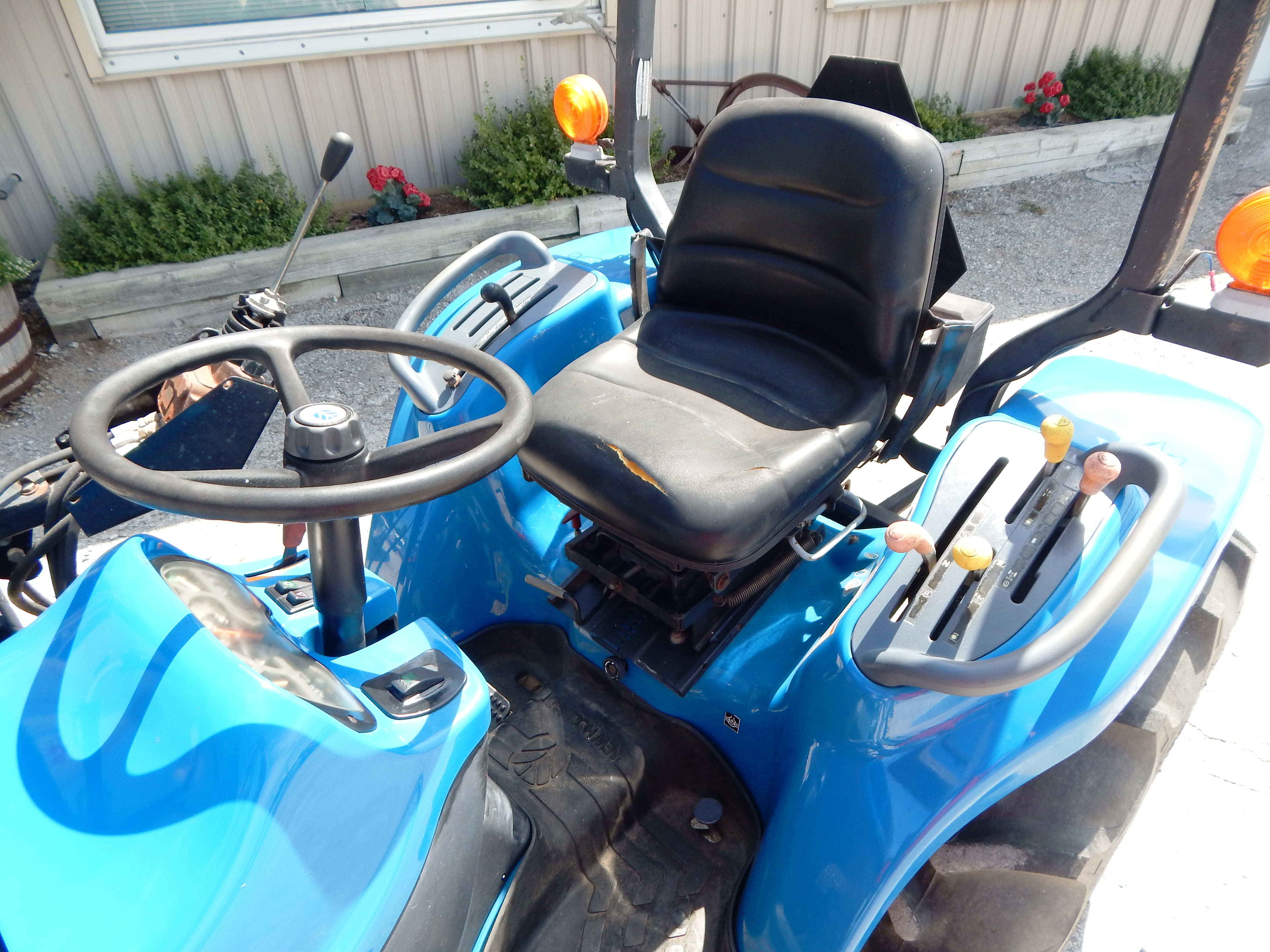 1997 New Holland 1630 Tractor