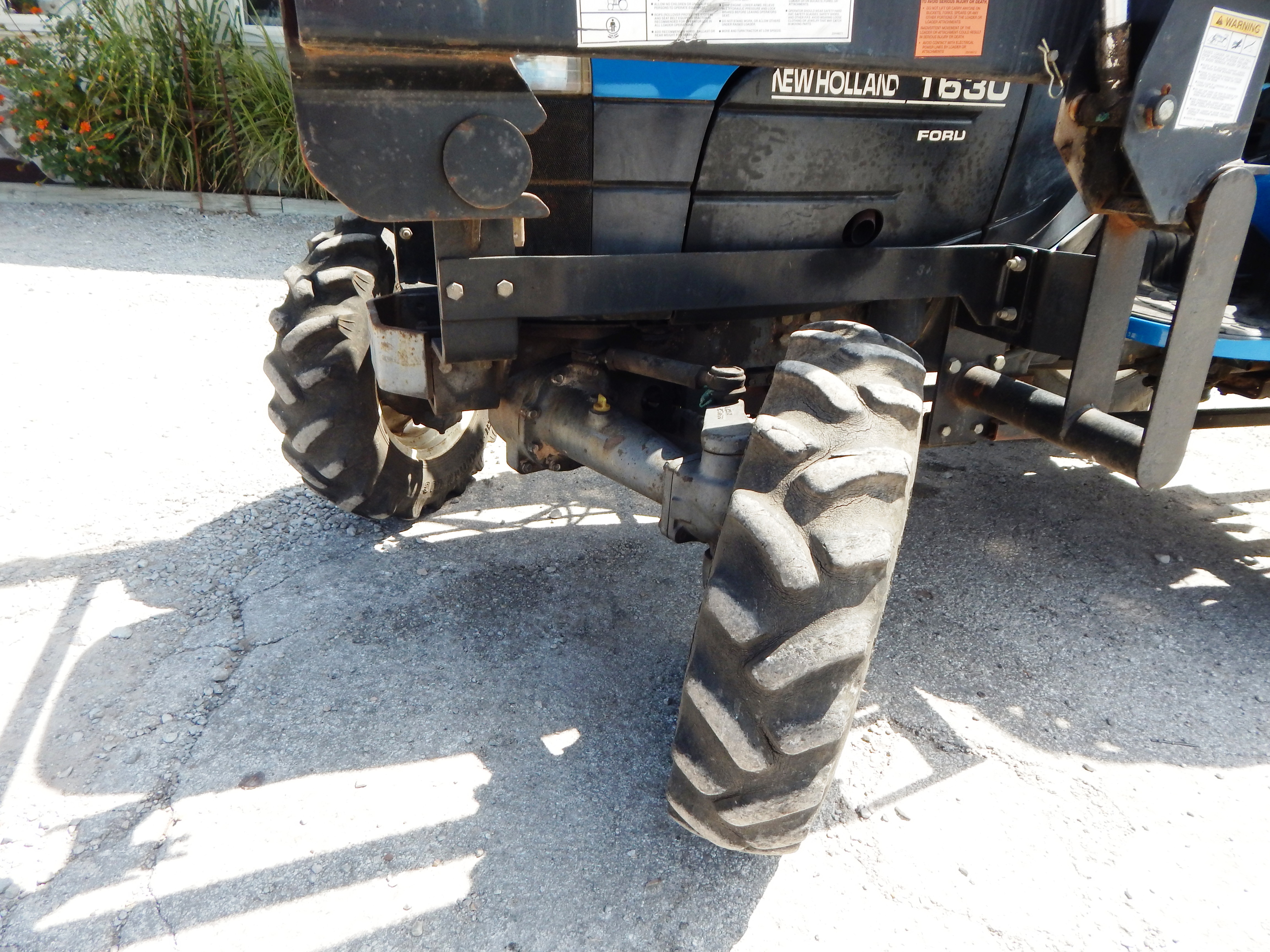 1997 New Holland 1630 Tractor