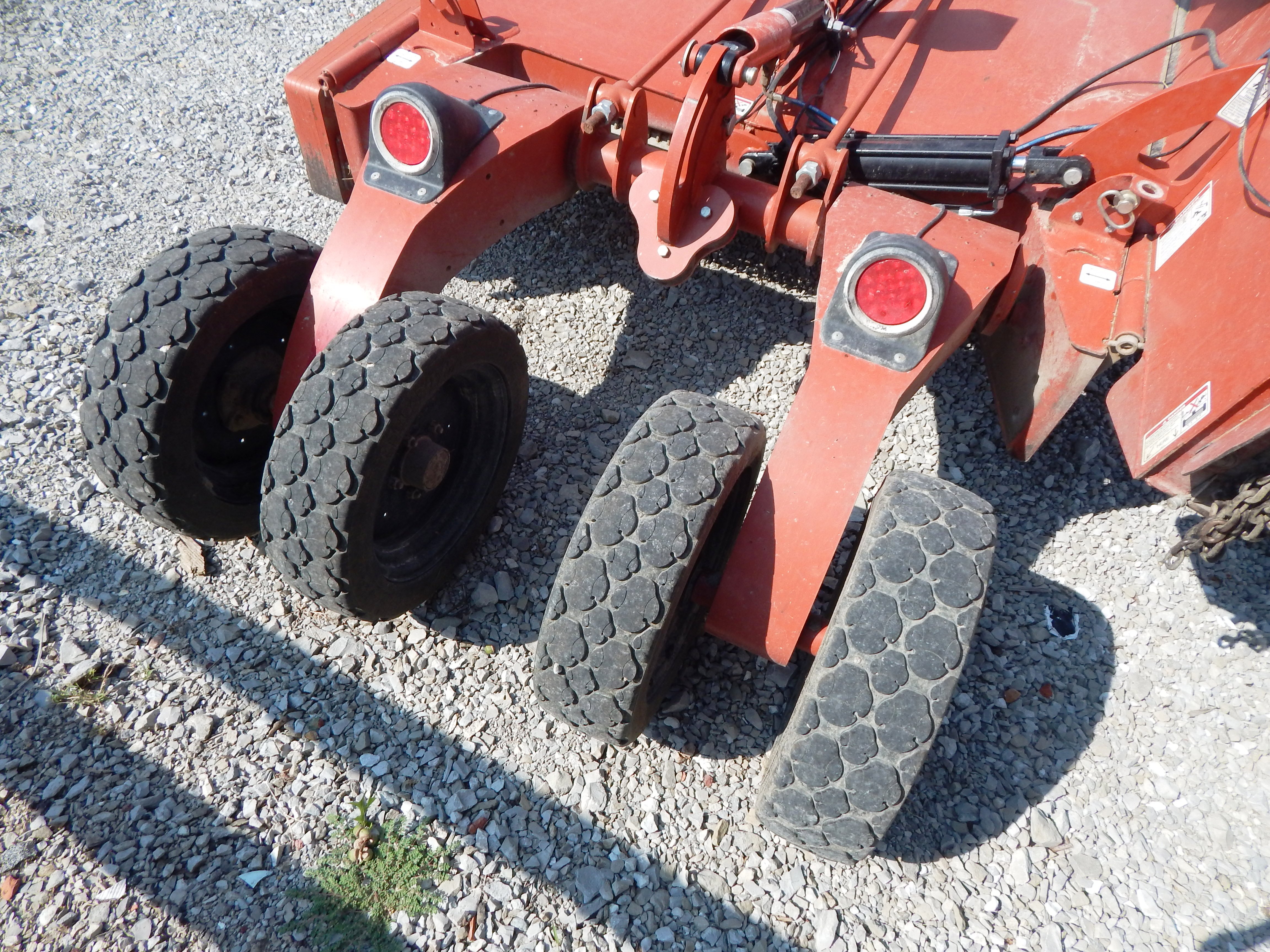 2018 Rhino EPIC 4105 Mower/Batwing