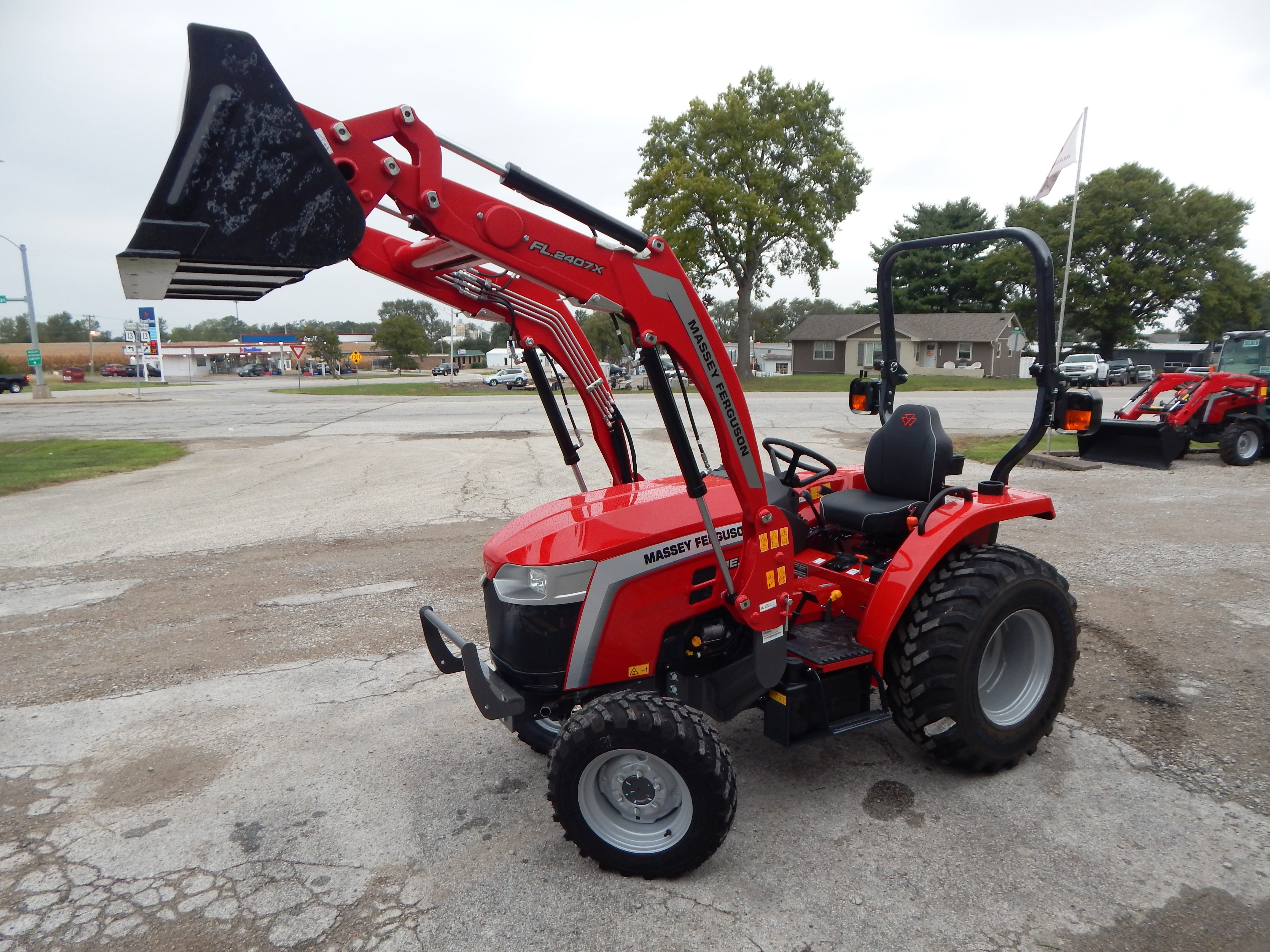 2026 Massey Ferguson 1E.25 Hydro Tractor