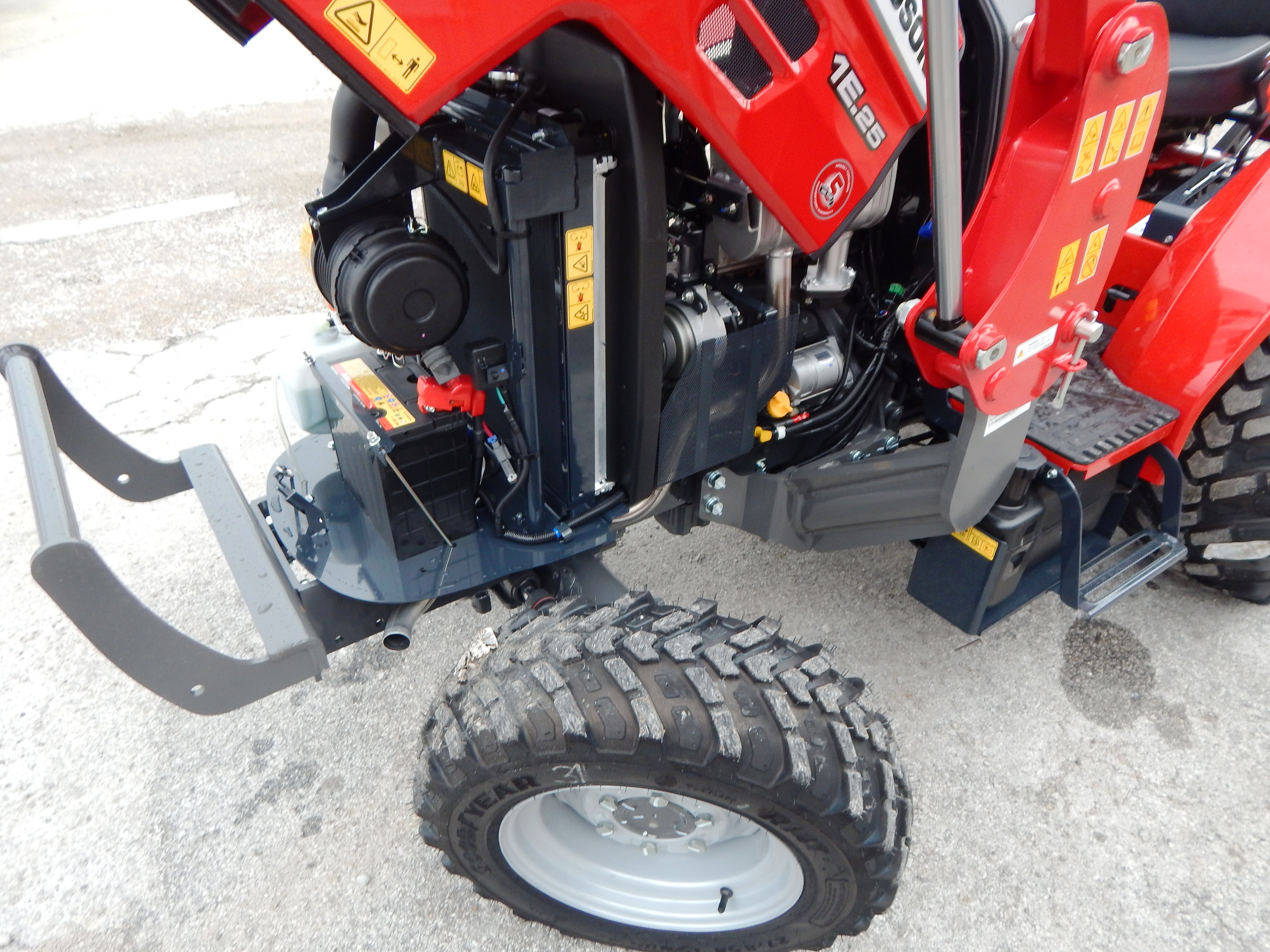 2026 Massey Ferguson 1E.25 Hydro Tractor