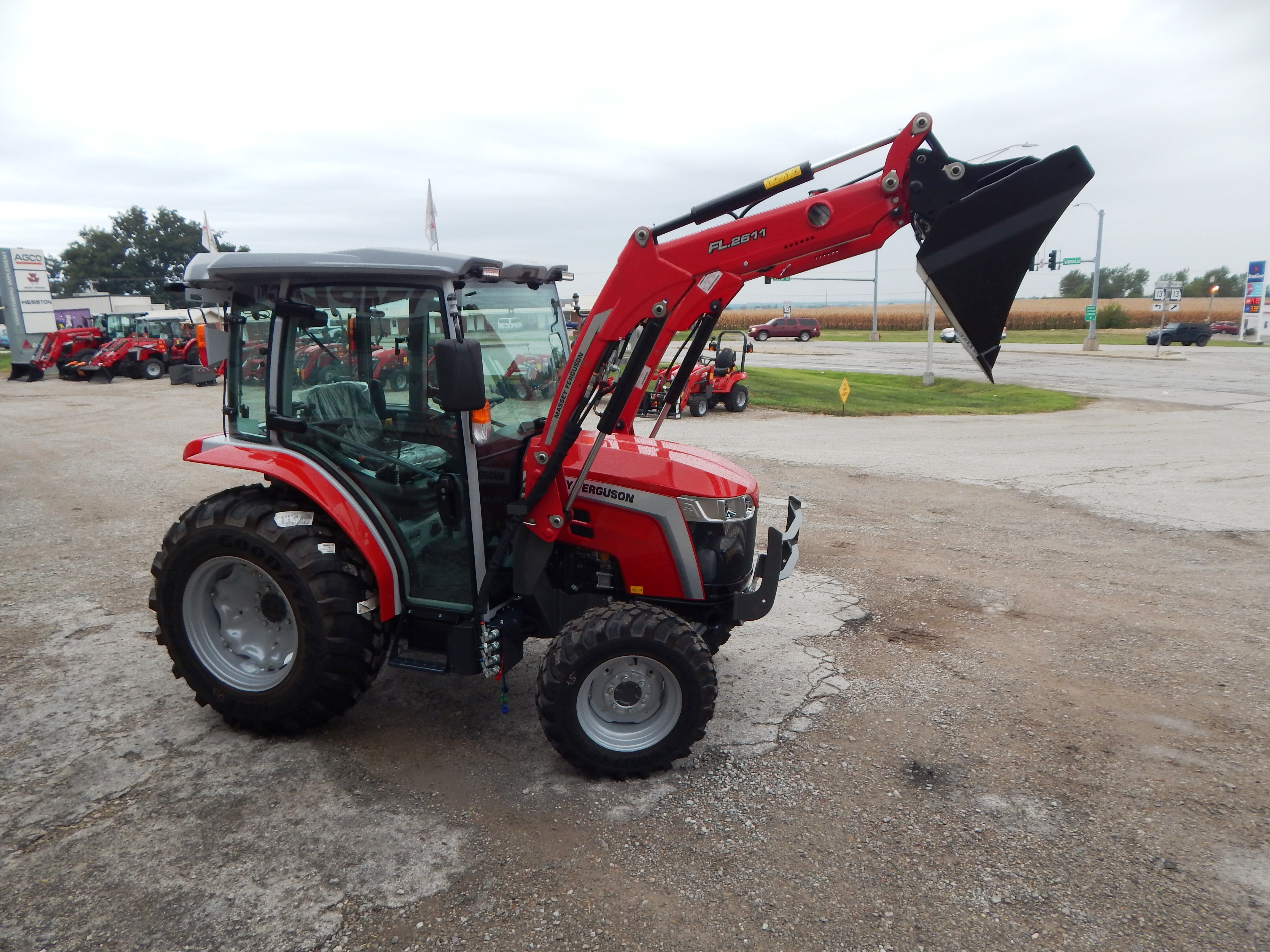 2026 Massey Ferguson 1M.40 eHydro Deluxe Cab Tractor