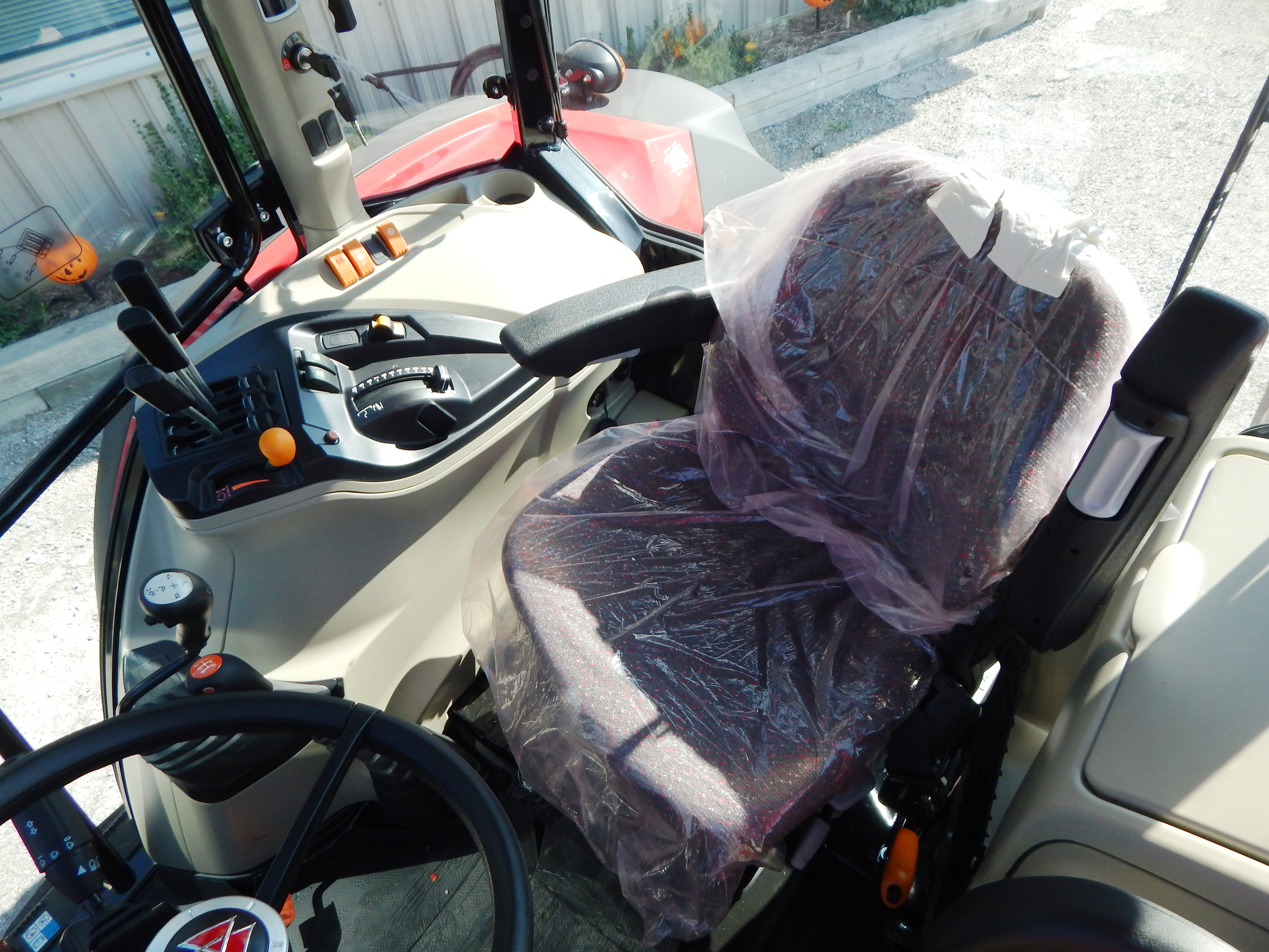 2026 Massey Ferguson 4710 Dyna2 Tractor