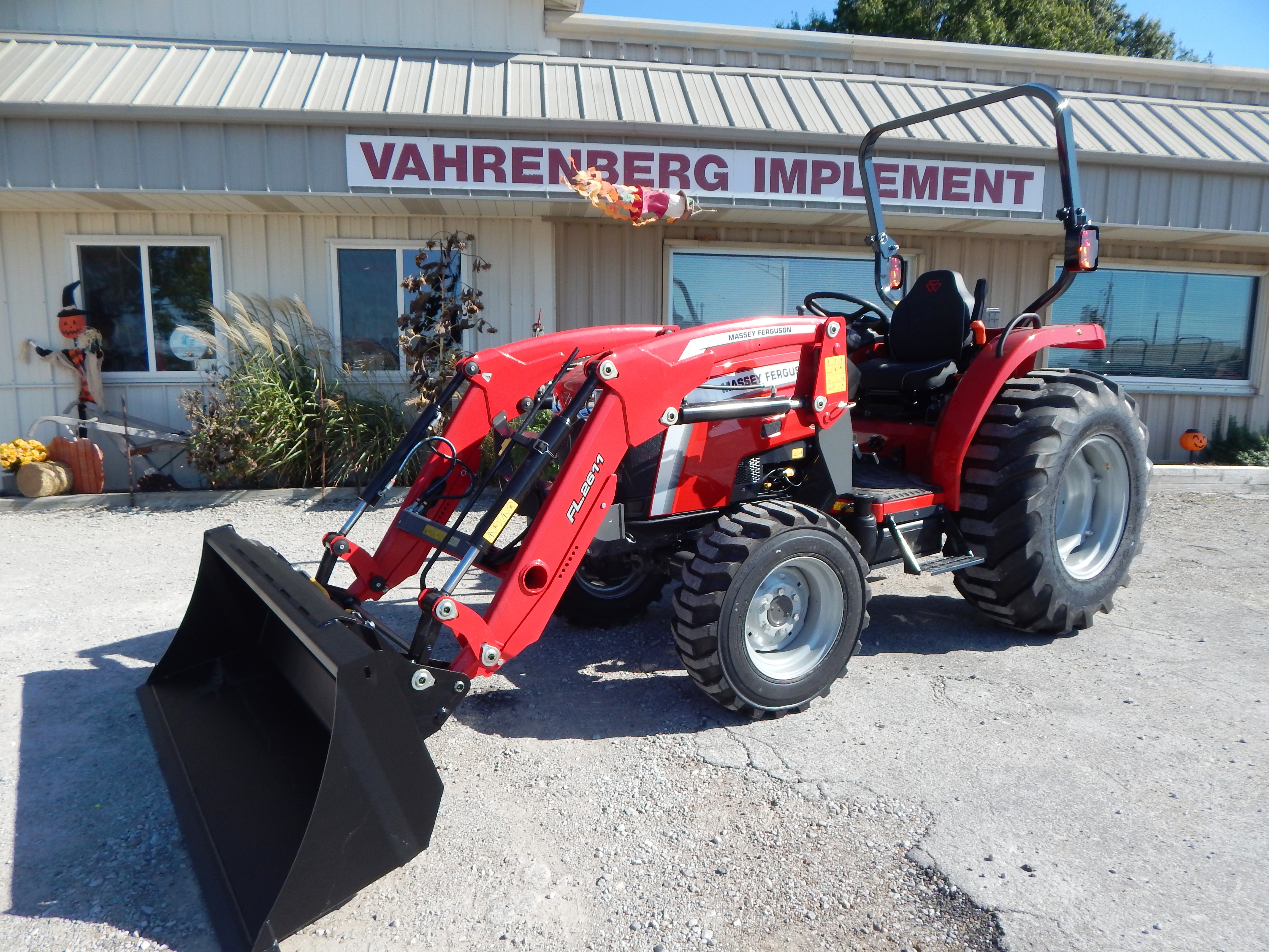 2026 Massey Ferguson 1M.35 eHydro Tractor