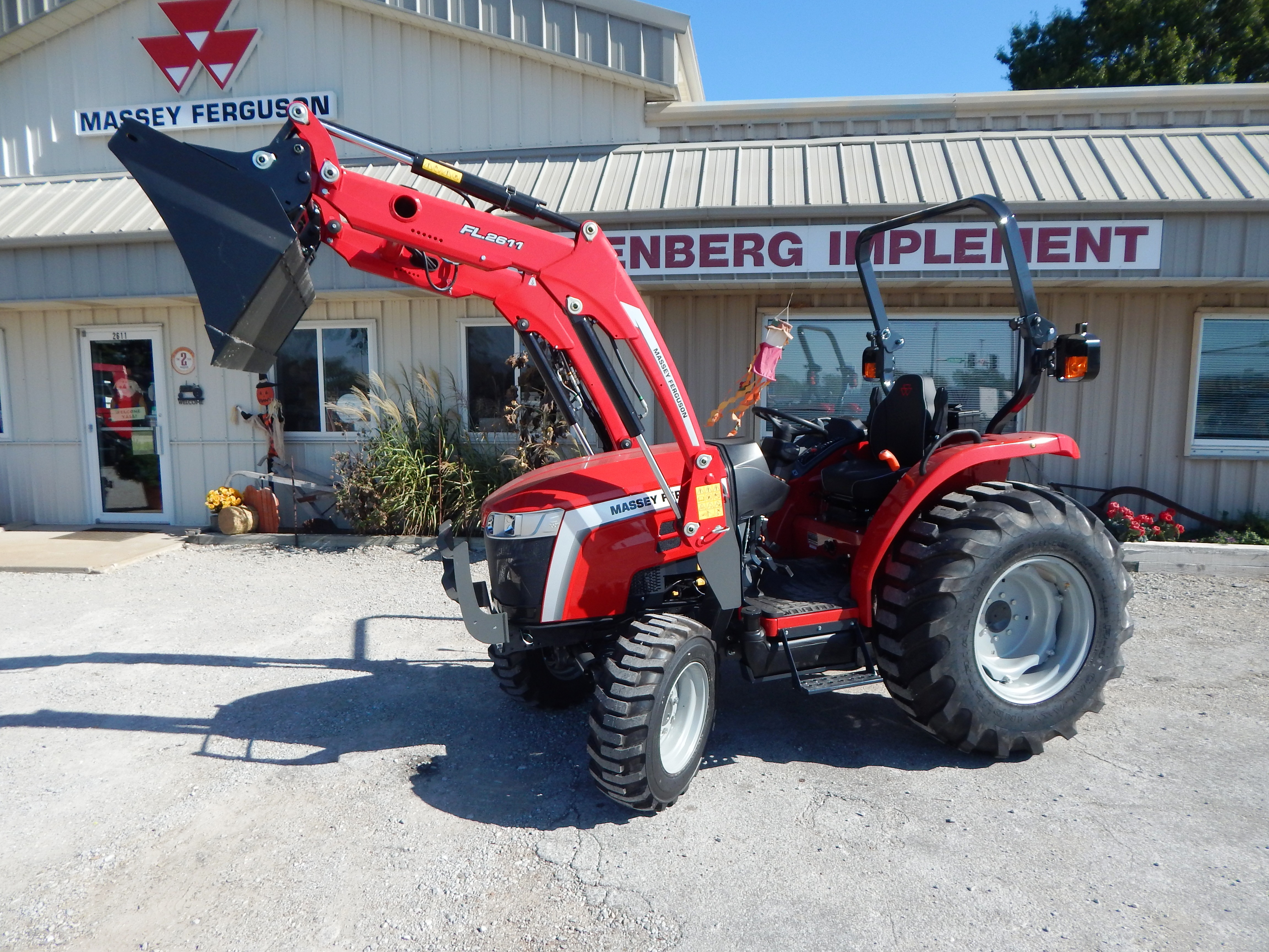 2026 Massey Ferguson 1M.35 eHydro Tractor