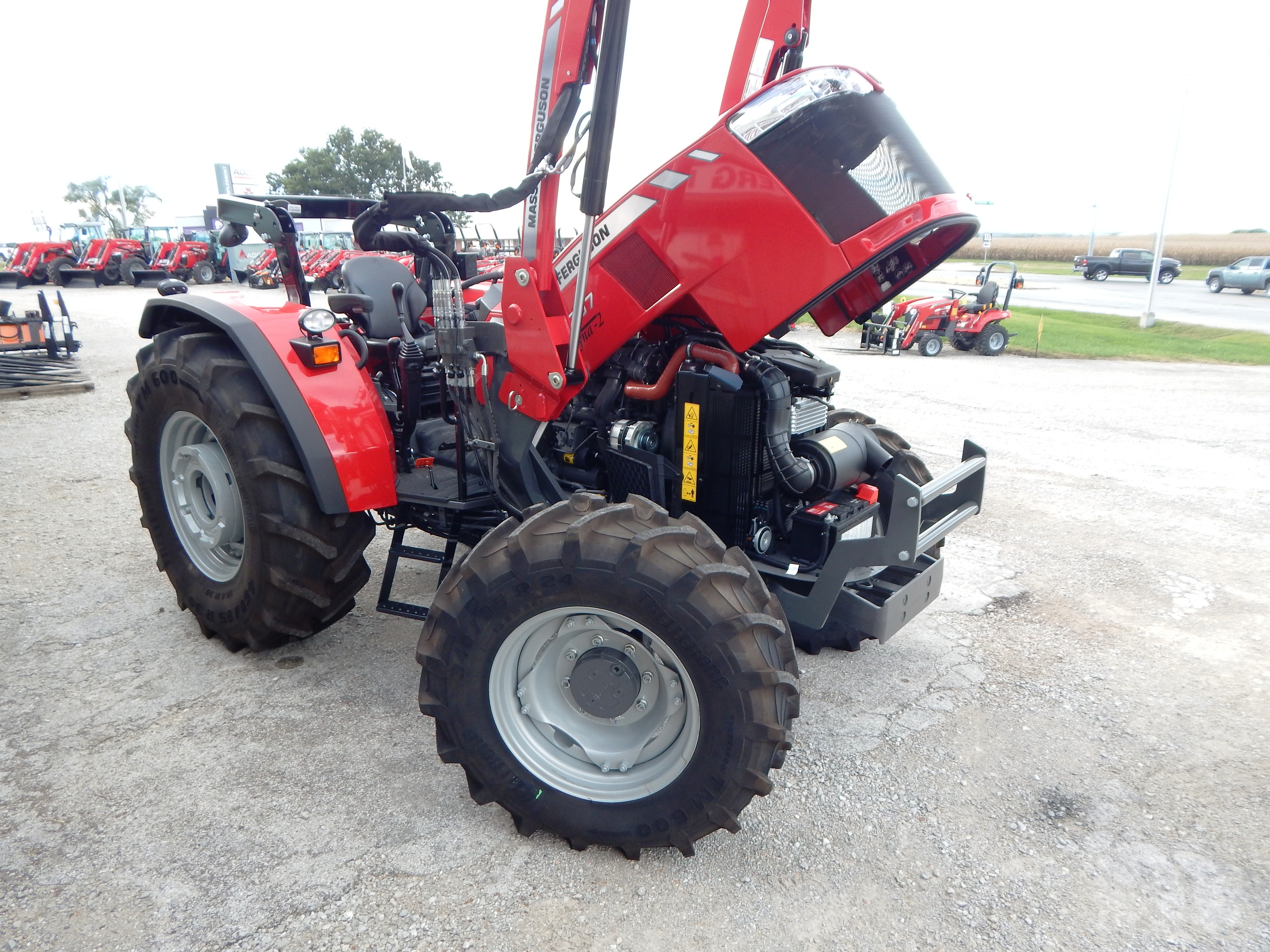 2026 Massey Ferguson 4707 Dyna2 Tractor