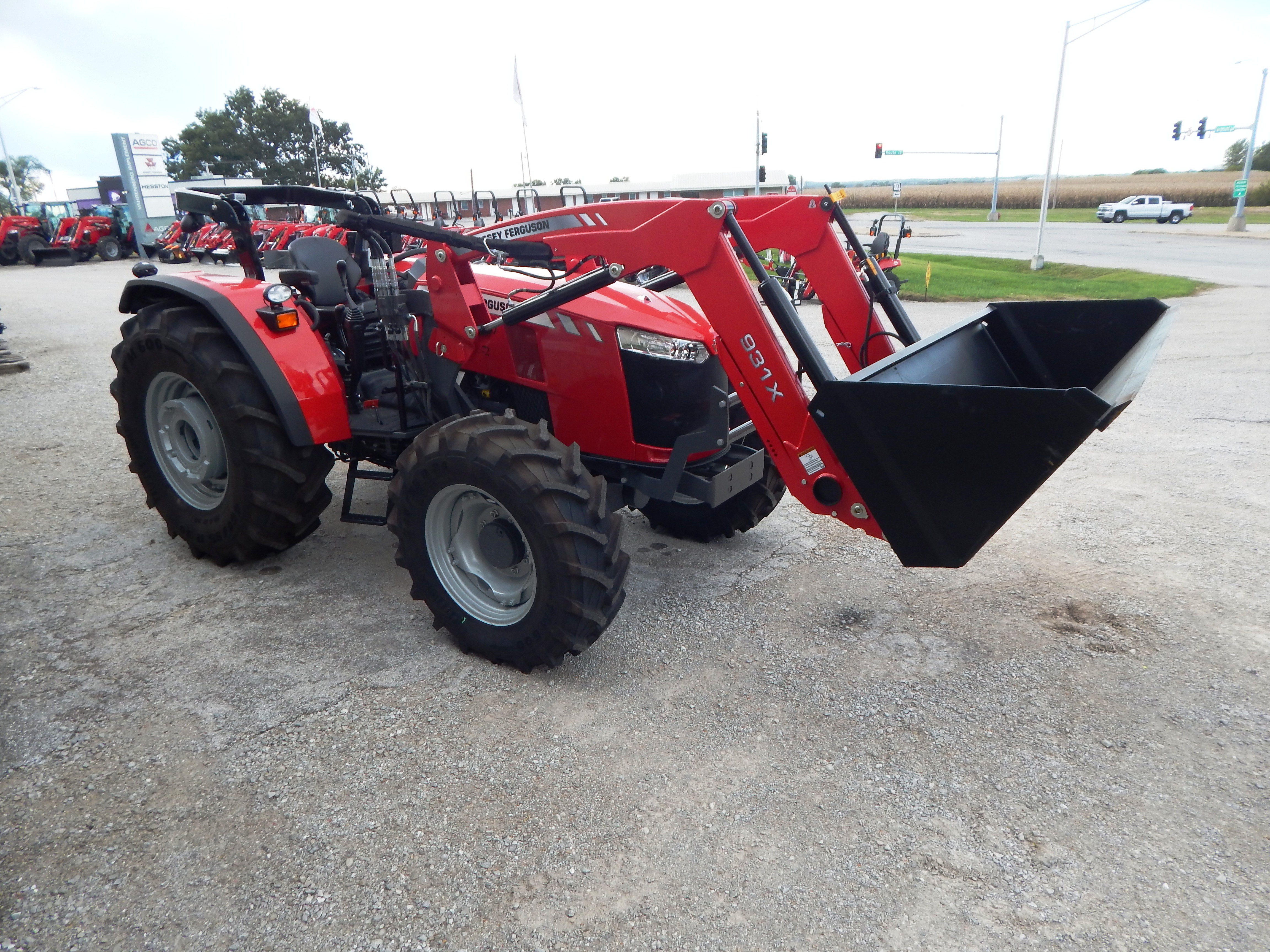 2026 Massey Ferguson 4707 Dyna2 Tractor