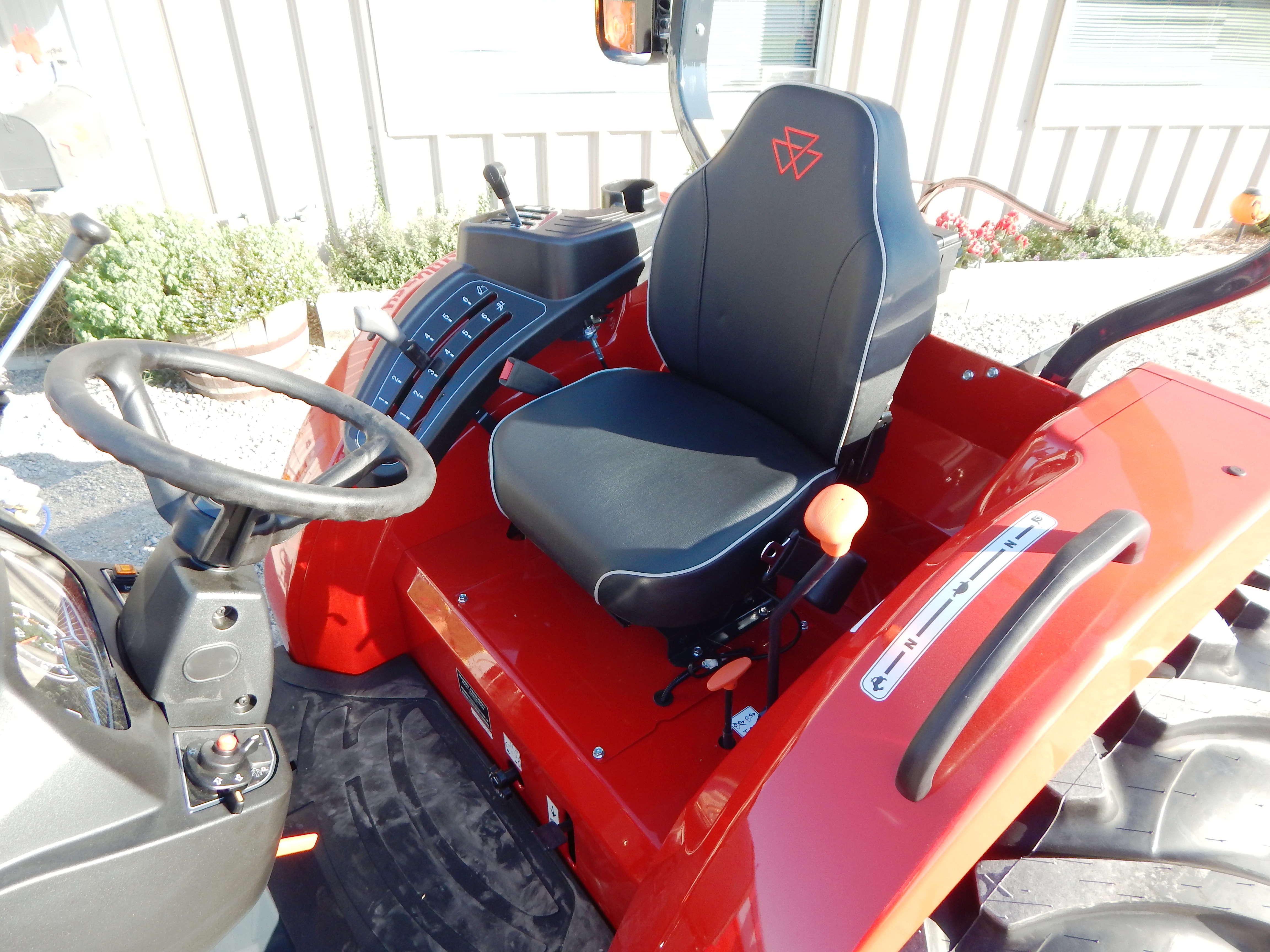 2026 Massey Ferguson 2E.50 Hydro Tractor
