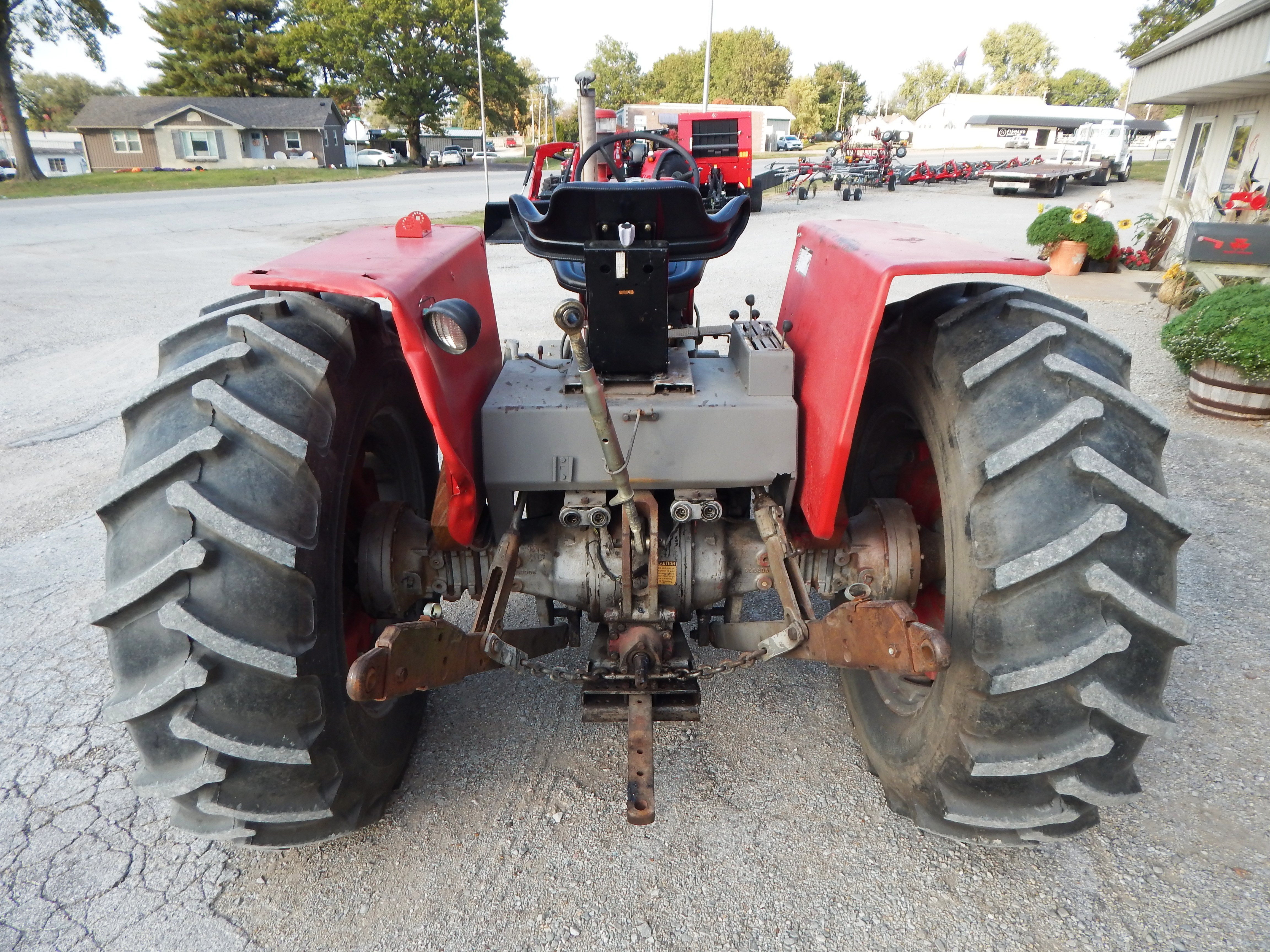 1971 Massey Ferguson 1080 Tractor