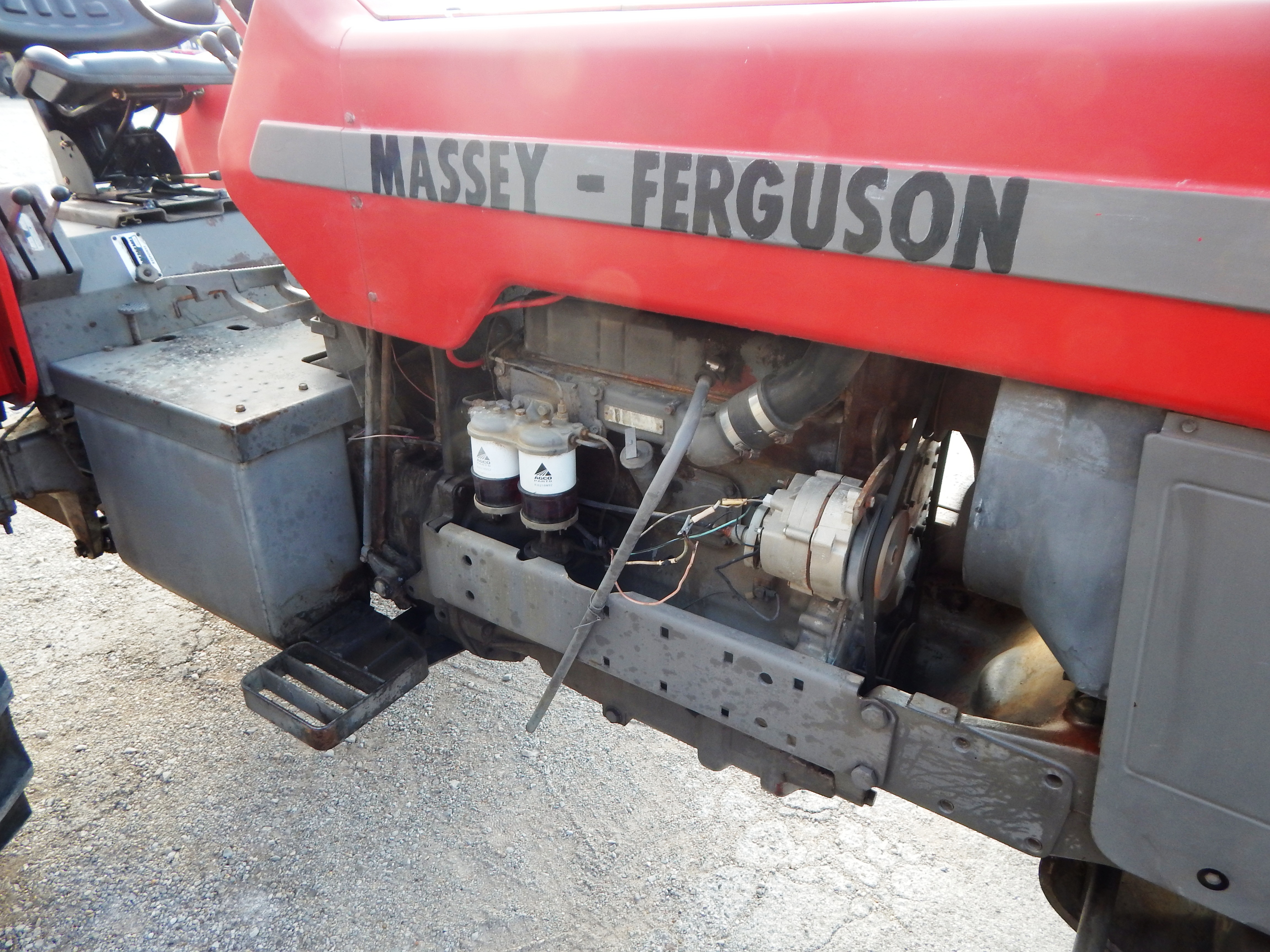 1971 Massey Ferguson 1080 Tractor