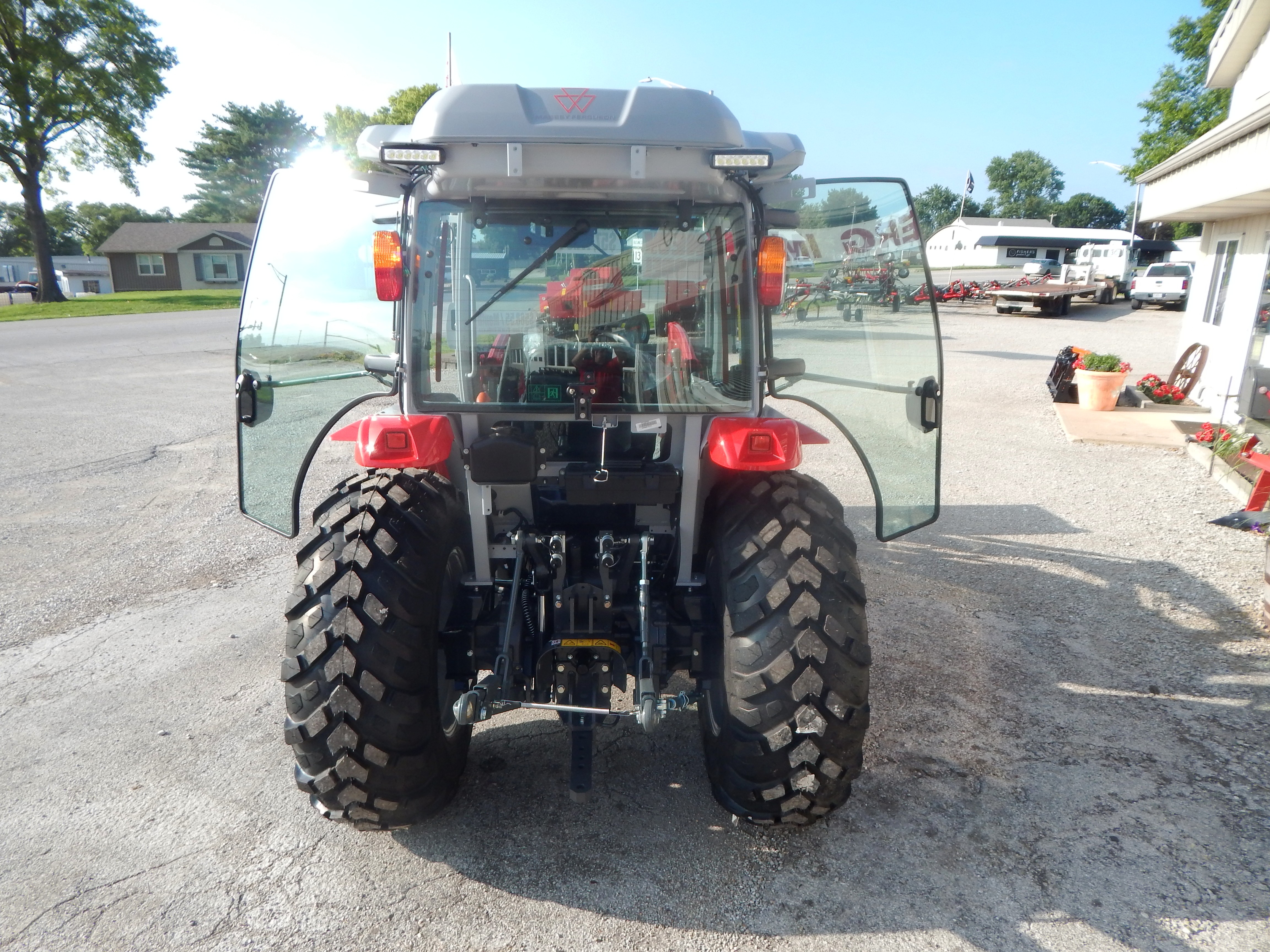 2026 Massey Ferguson 2M.65 Hybrid Deluxe Cab Tractor