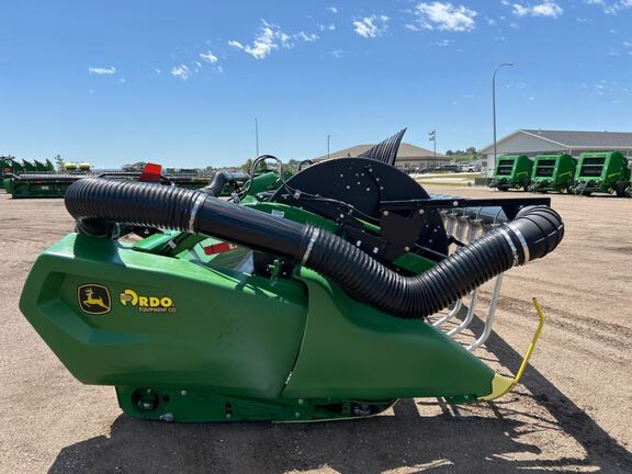 2022 John Deere RD40F Header Combine