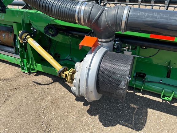 2022 John Deere RD40F Header Combine