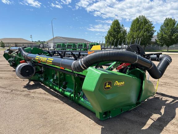 2022 John Deere RD40F Header Combine