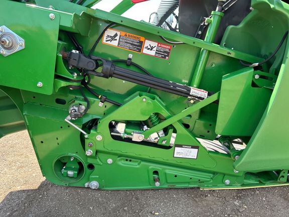 2022 John Deere RD40F Header Combine