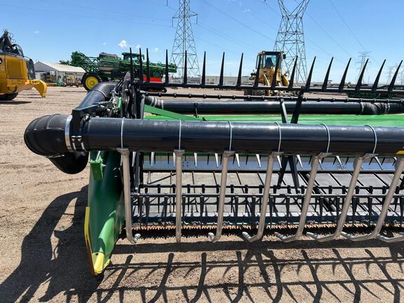 2022 John Deere RD40F Header Combine