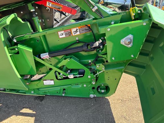 2022 John Deere RD40F Header Combine