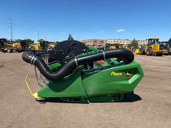 2022 John Deere RD40F Header Combine