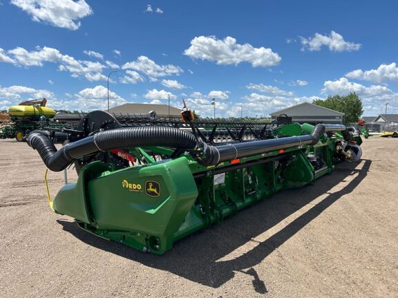 2022 John Deere RD40F Header Combine