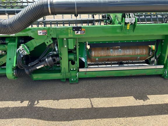 2022 John Deere RD40F Header Combine