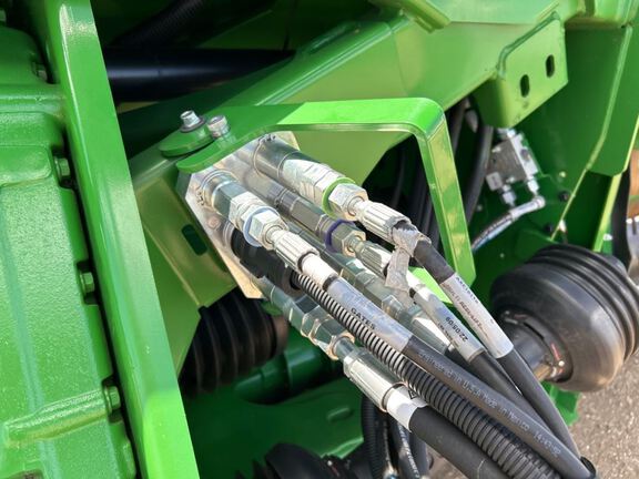 2022 John Deere RD40F Header Combine