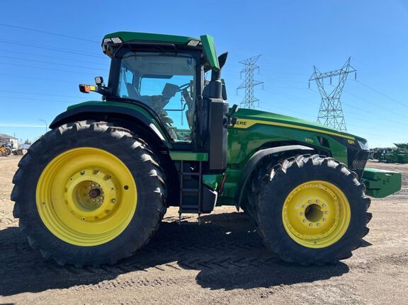 2022 John Deere 8R 370 Tractor