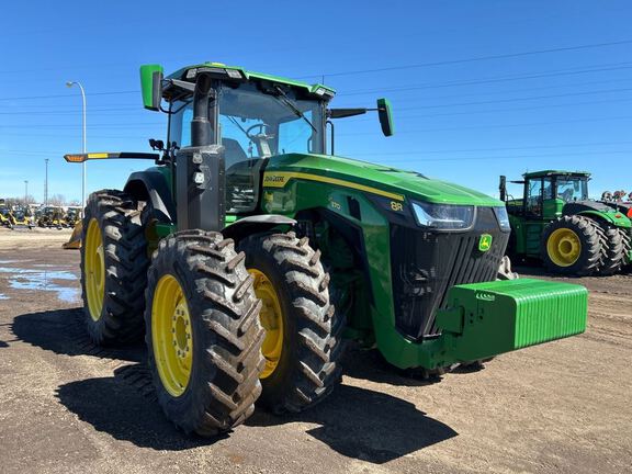 2022 John Deere 8R 370 Tractor