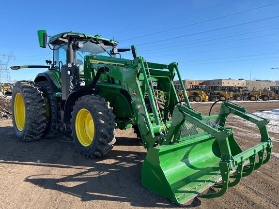 2023 John Deere 7R 250 Tractor