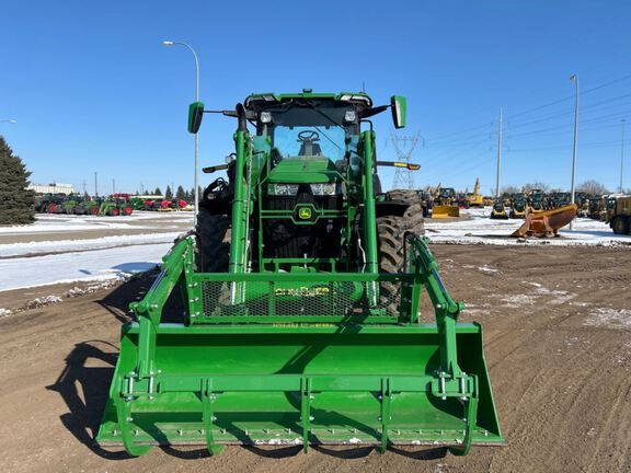 2023 John Deere 7R 250 Tractor