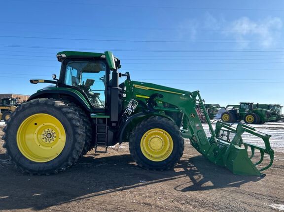 2023 John Deere 7R 250 Tractor