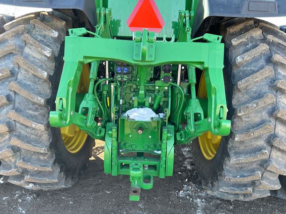 2023 John Deere 7R 250 Tractor