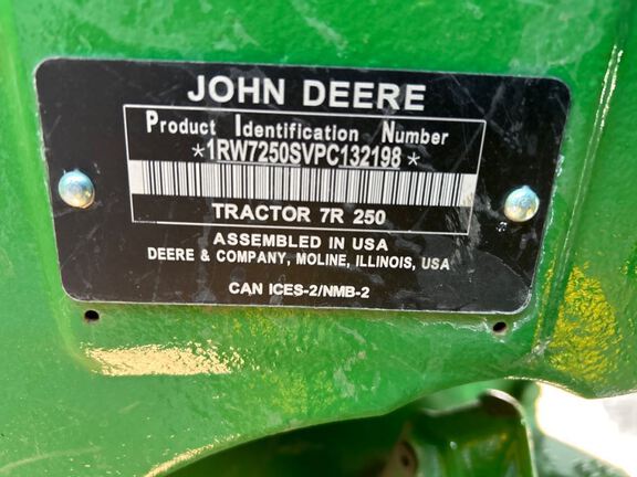 2023 John Deere 7R 250 Tractor