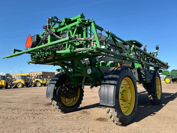 2016 John Deere R4045 Sprayer/High Clearance