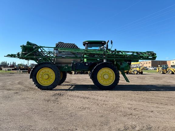 2016 John Deere R4045 Sprayer/High Clearance