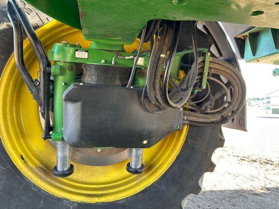 2016 John Deere R4045 Sprayer/High Clearance