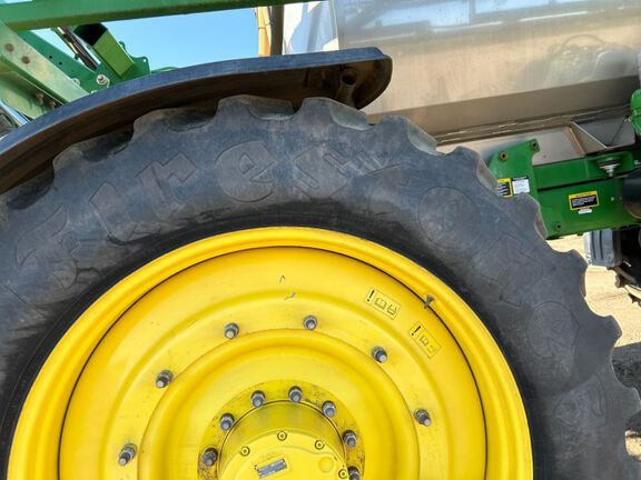 2016 John Deere R4045 Sprayer/High Clearance