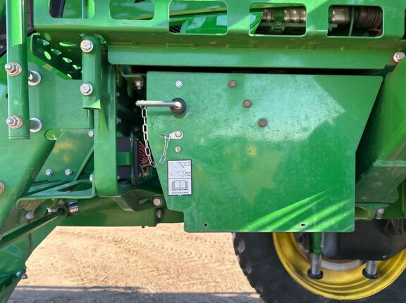 2016 John Deere R4045 Sprayer/High Clearance