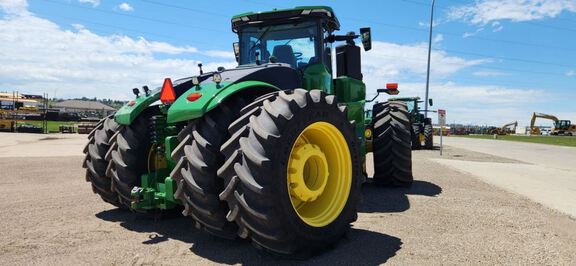 2023 John Deere 9R 590 Tractor 4WD