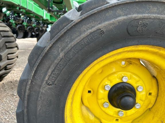 2022 John Deere DB60 Planter