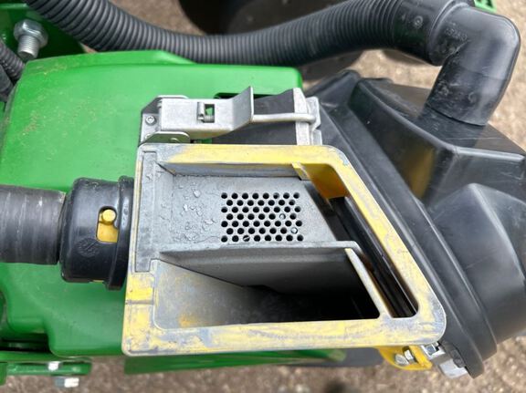 2022 John Deere DB60 Planter