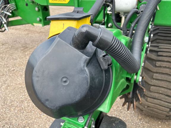 2022 John Deere DB60 Planter