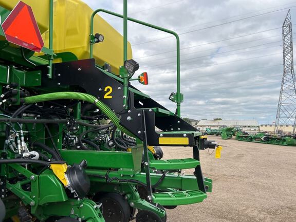 2022 John Deere DB60 Planter