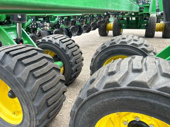 2022 John Deere DB60 Planter