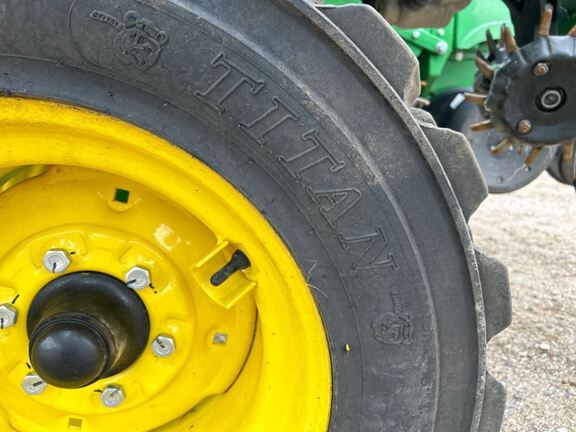 2022 John Deere DB60 Planter