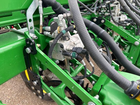 2022 John Deere DB60 Planter