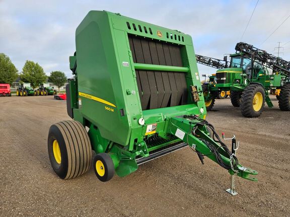 2023 John Deere 560M Baler/Round